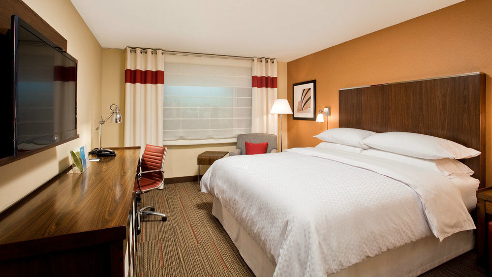 Four Points By Sheraton Bellingham Hotel & Conference Center Room photo