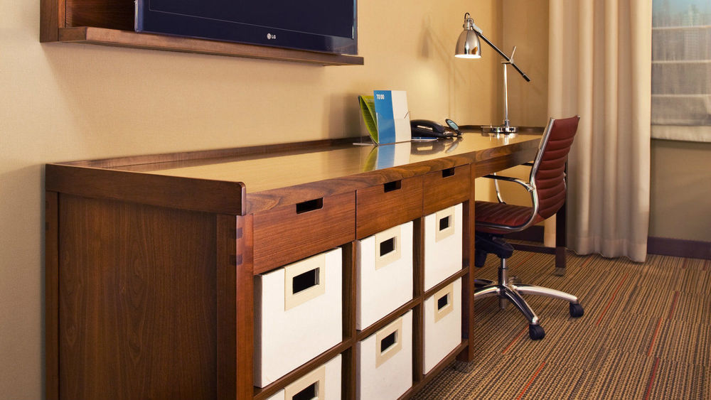 Four Points By Sheraton Bellingham Hotel & Conference Center Room photo