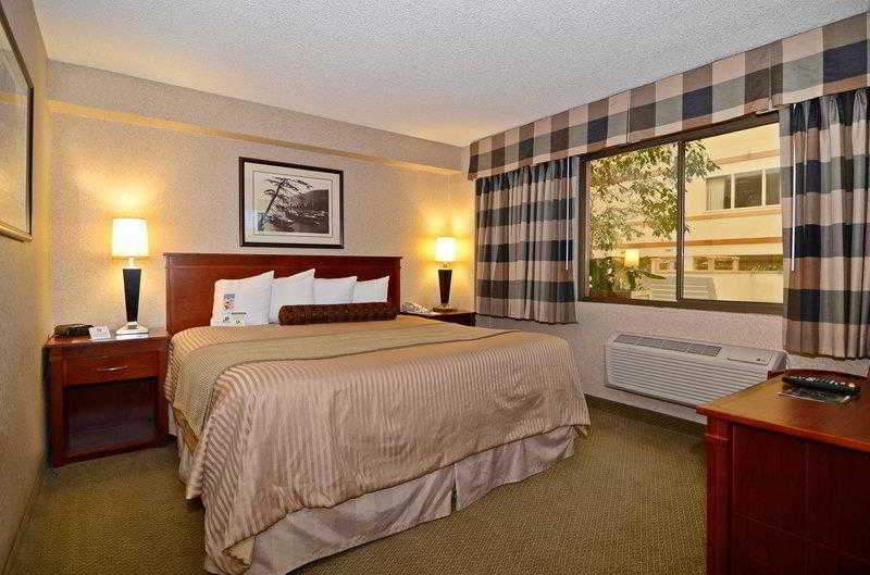 Four Points By Sheraton Bellingham Hotel & Conference Center Exterior photo