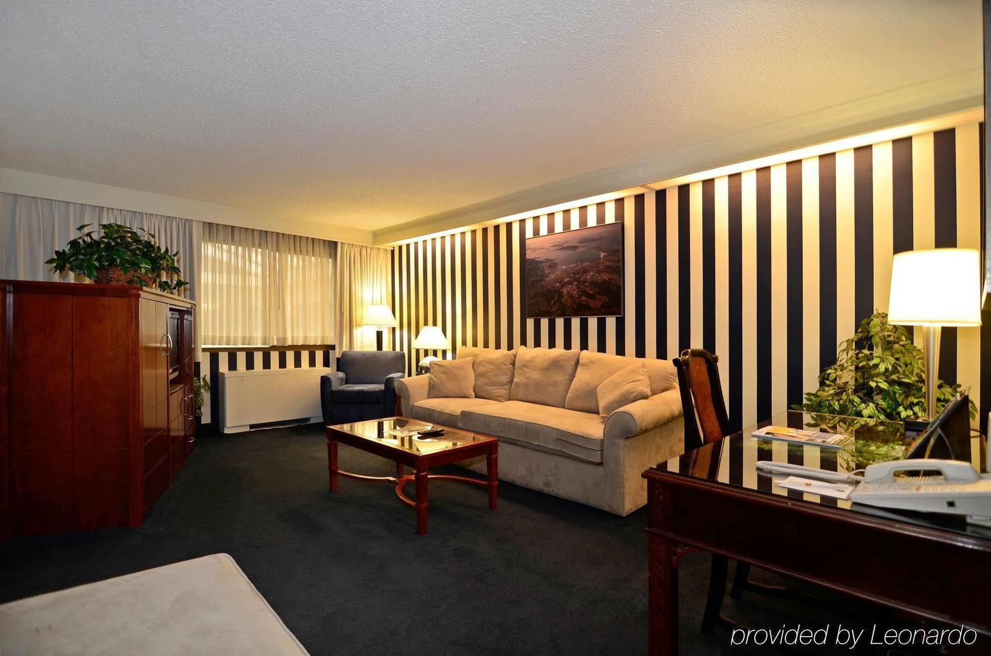 Four Points By Sheraton Bellingham Hotel & Conference Center Room photo